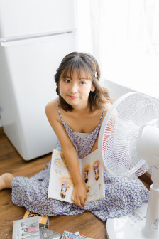 女保险公司推销员5